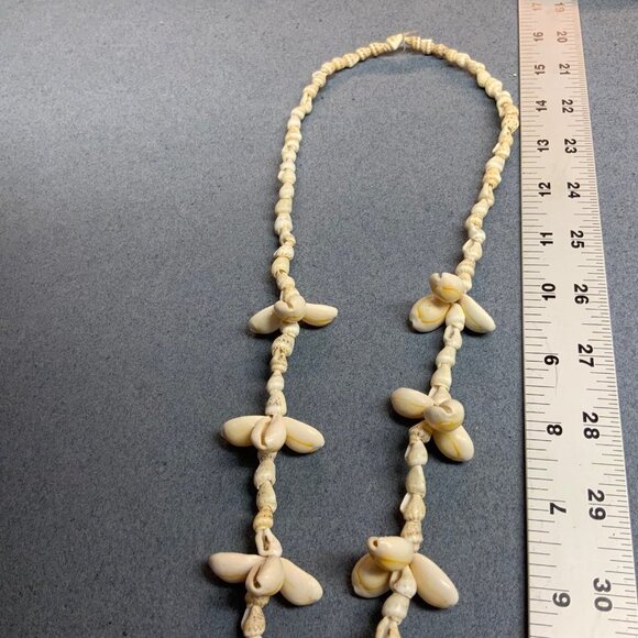 Cluster Loop Shell Necklace 26 In Off White Natural Handmade Boho Ocean Exotic - Picture 6 of 6